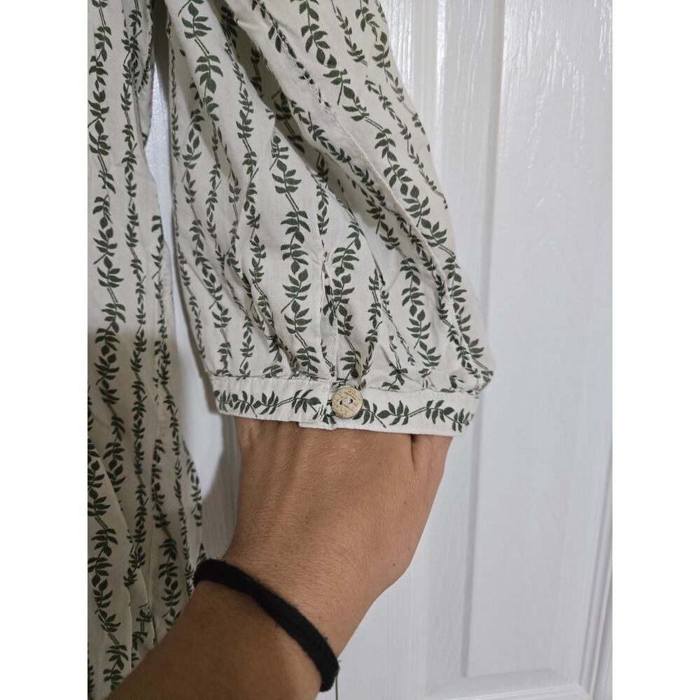 Natural Selections Large Women's Partial Button Up Top View 3